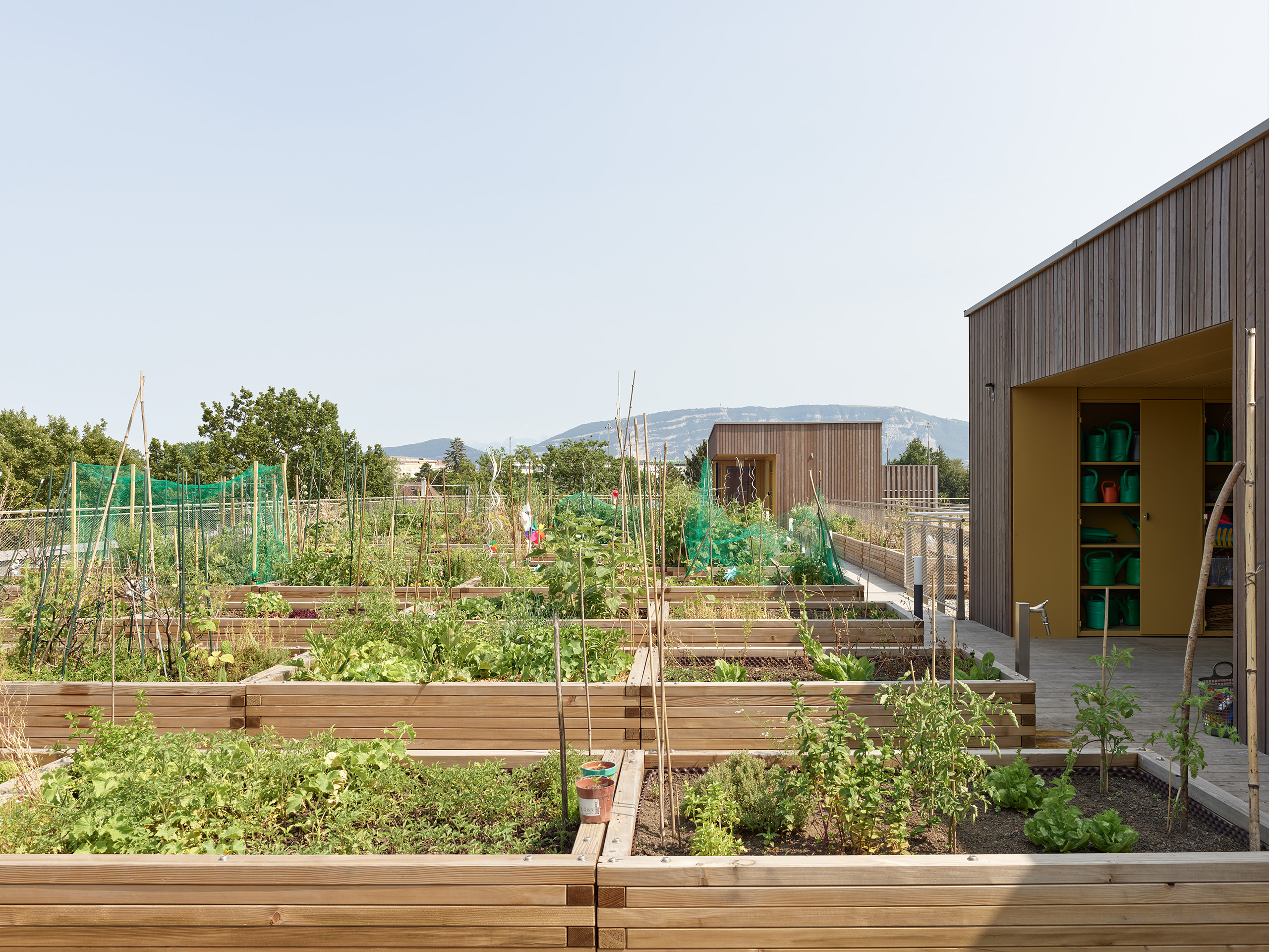 Ahp0090 AIQ4 018031 J2560